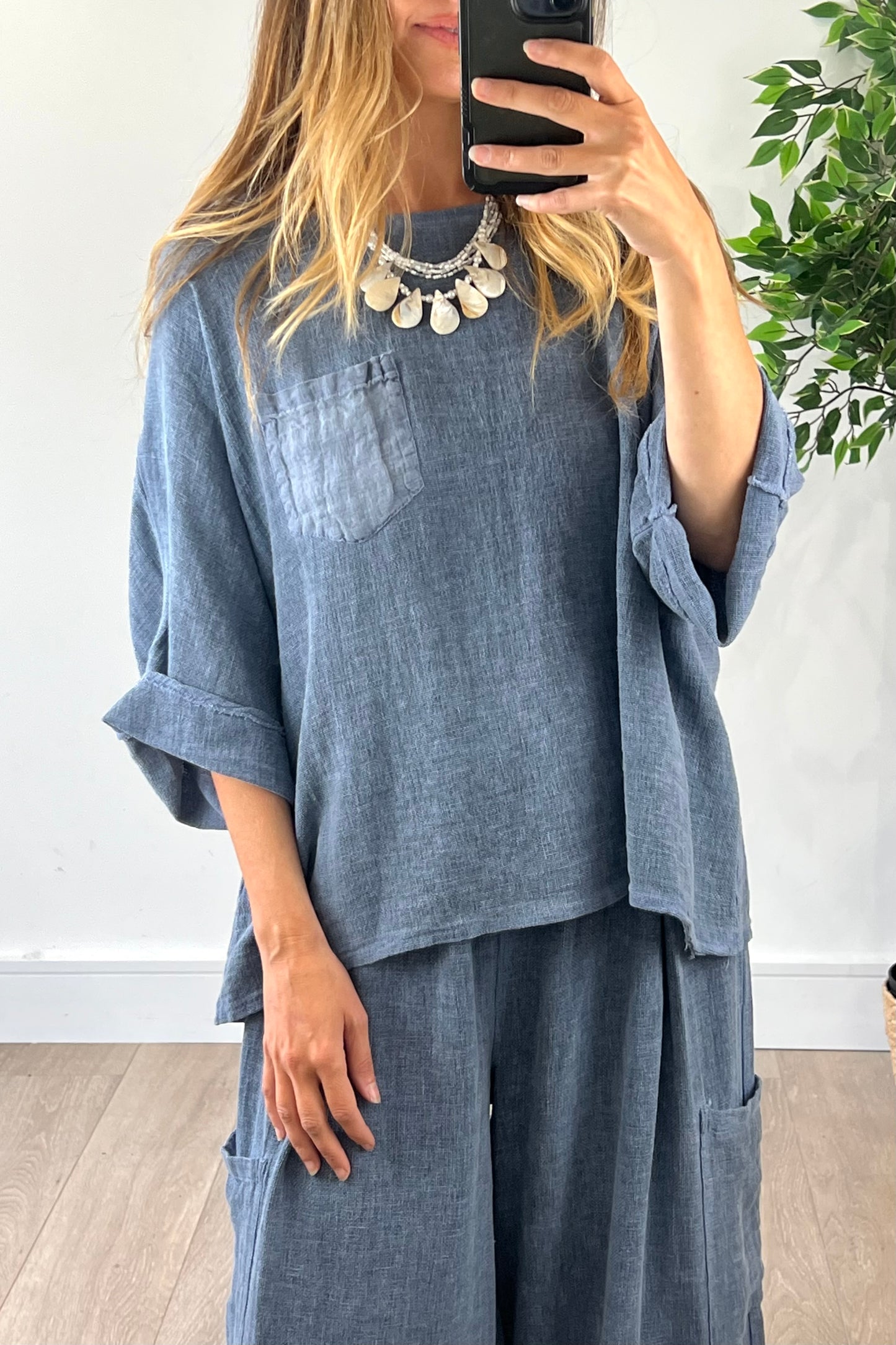 Linen Blend Pocket Top in Navy