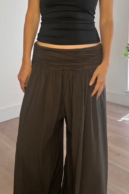 Harem Trousers in Brown