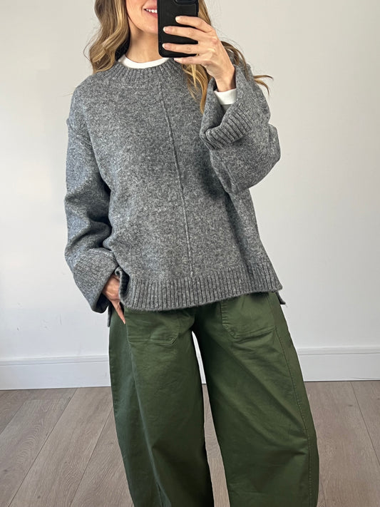 Exposed Seam Round Neck Jumper