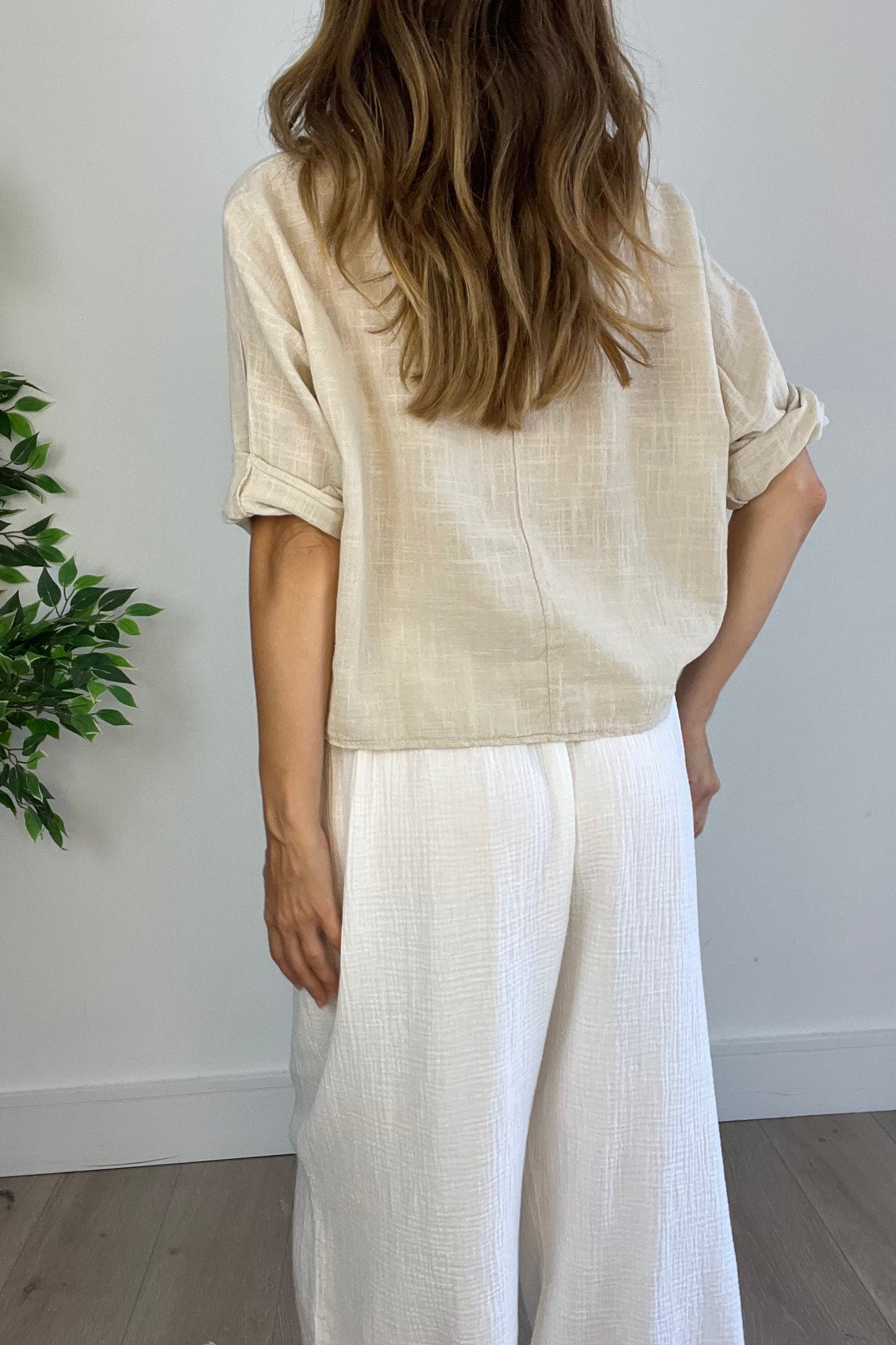 Lightweight Boxy Crop Tee
