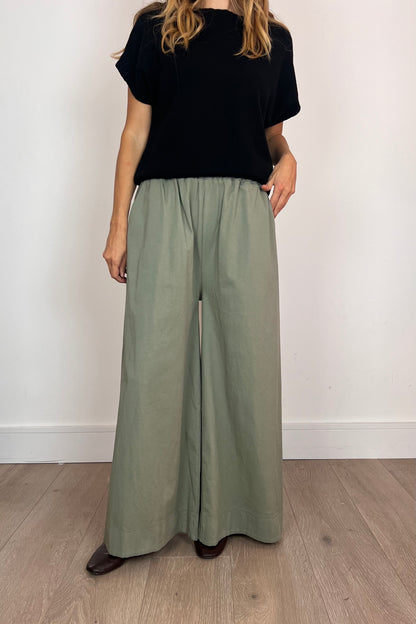 Super Wide Leg Poplin Trousers