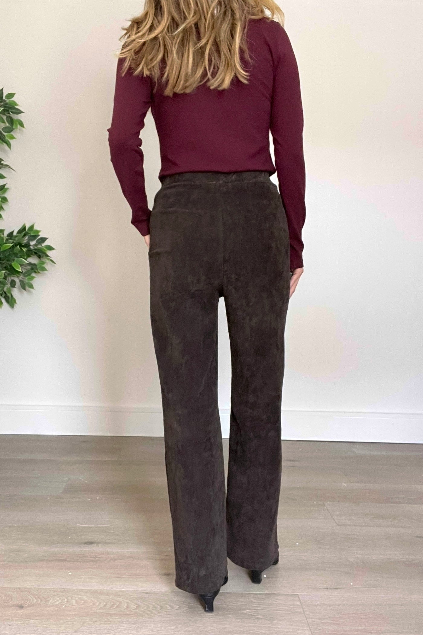 Needle Cord Magic Trousers