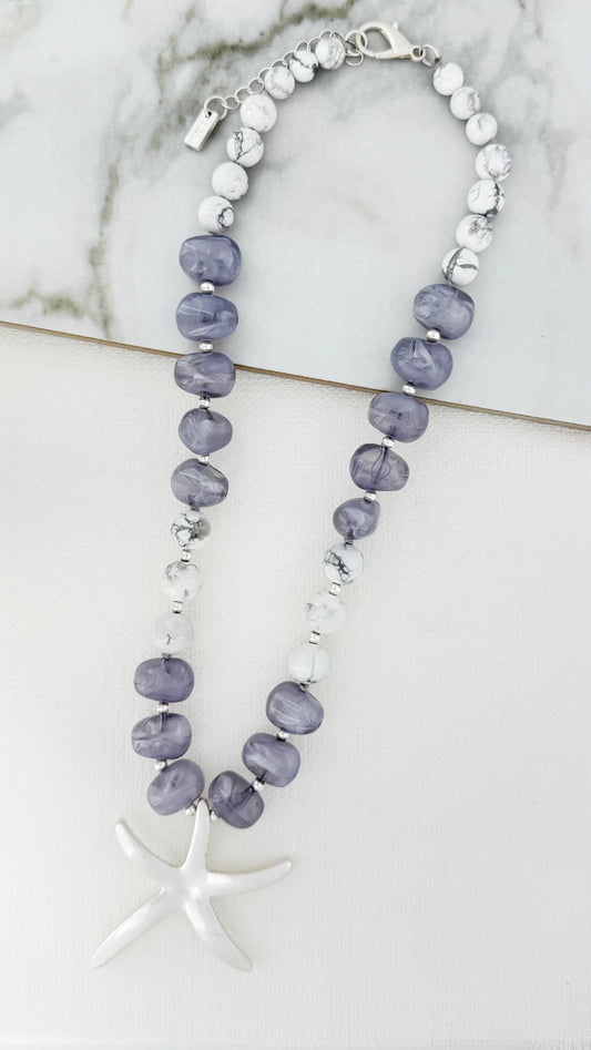 Short white and grey bead necklace with silver