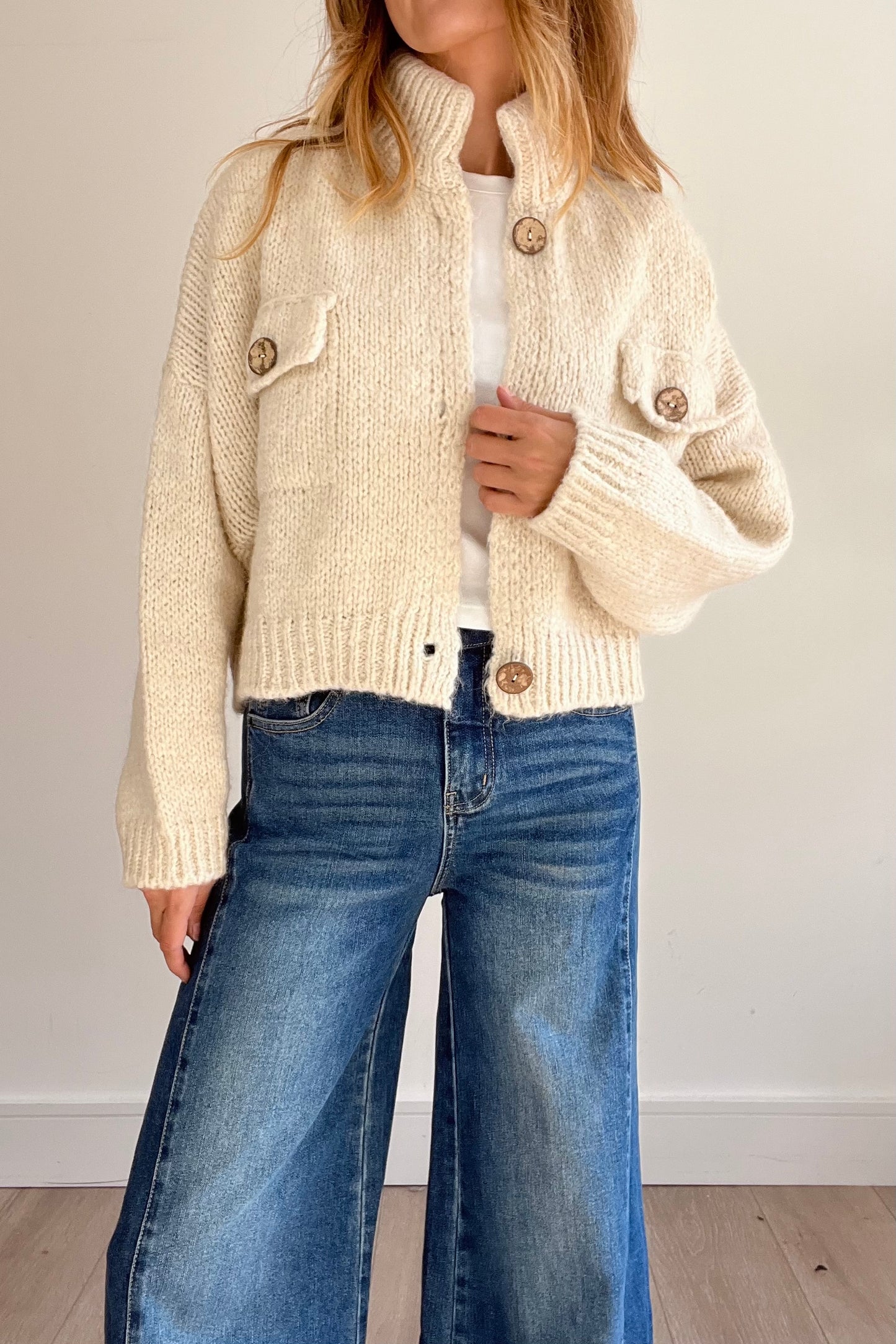Chunky Knit Crop Cardigan in Cream