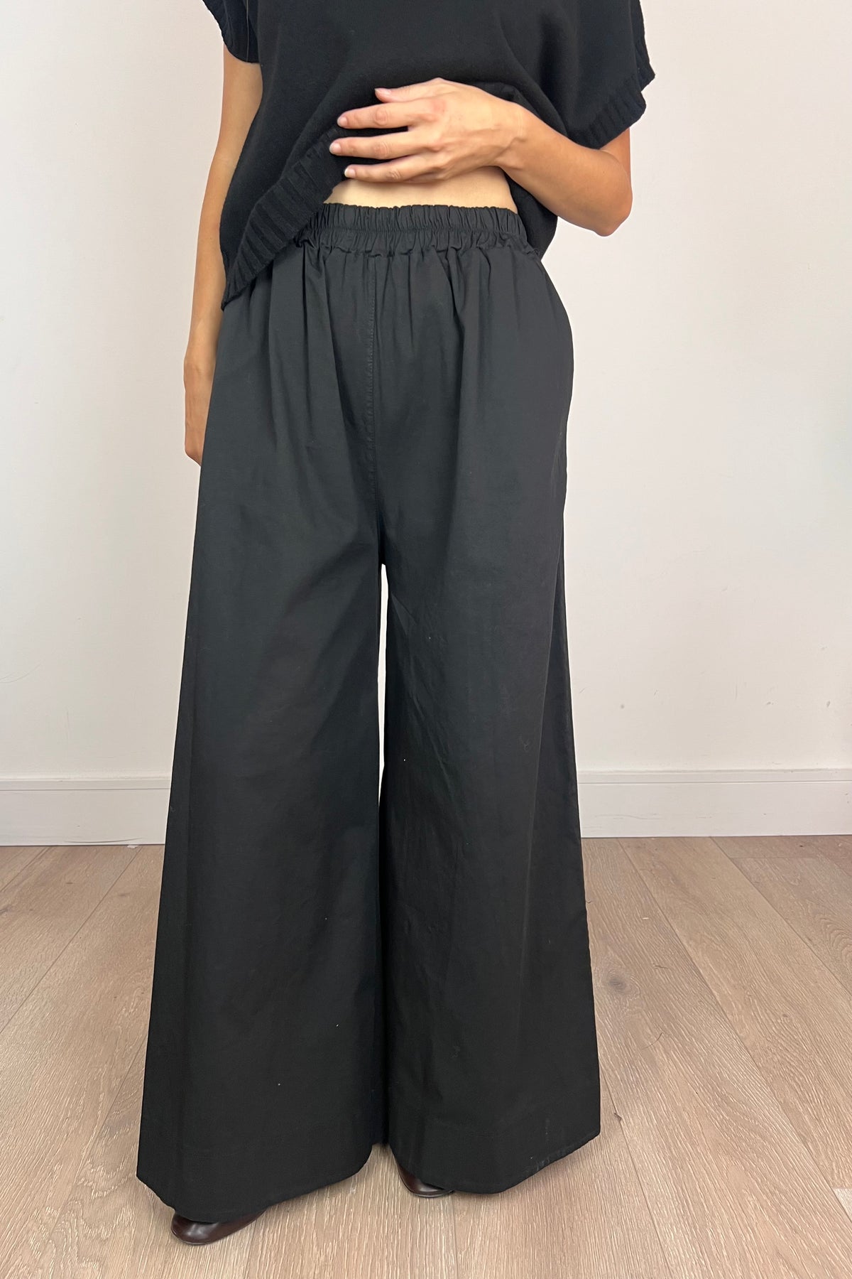 Super Wide Leg Poplin Trousers