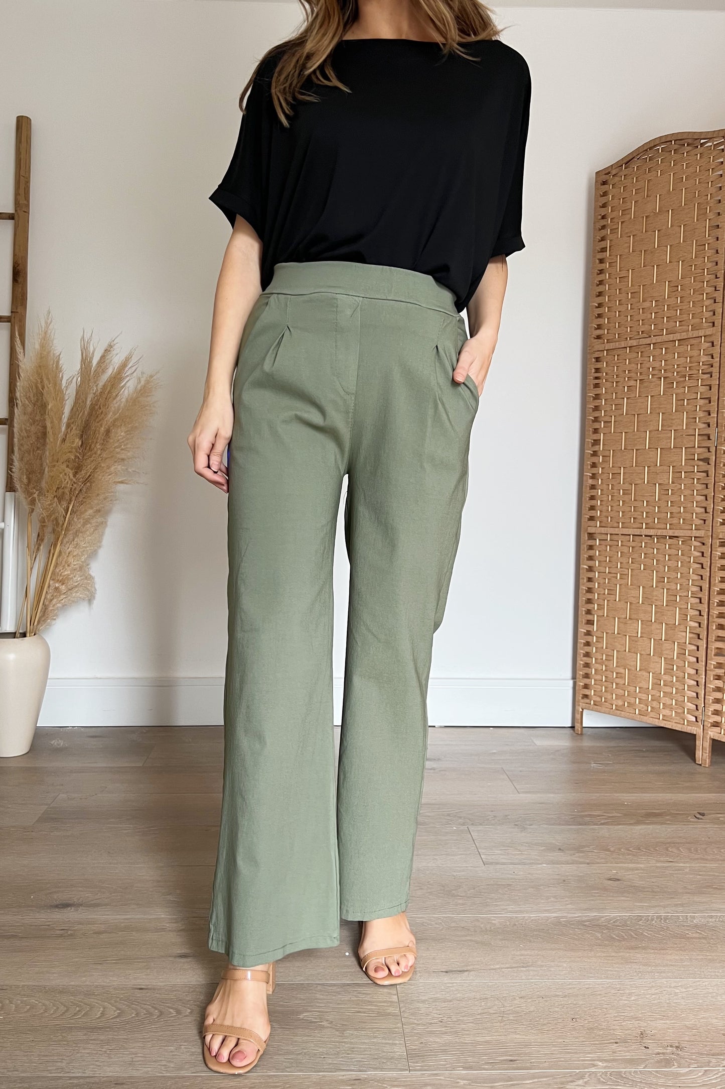 Magic Wide Leg Trousers