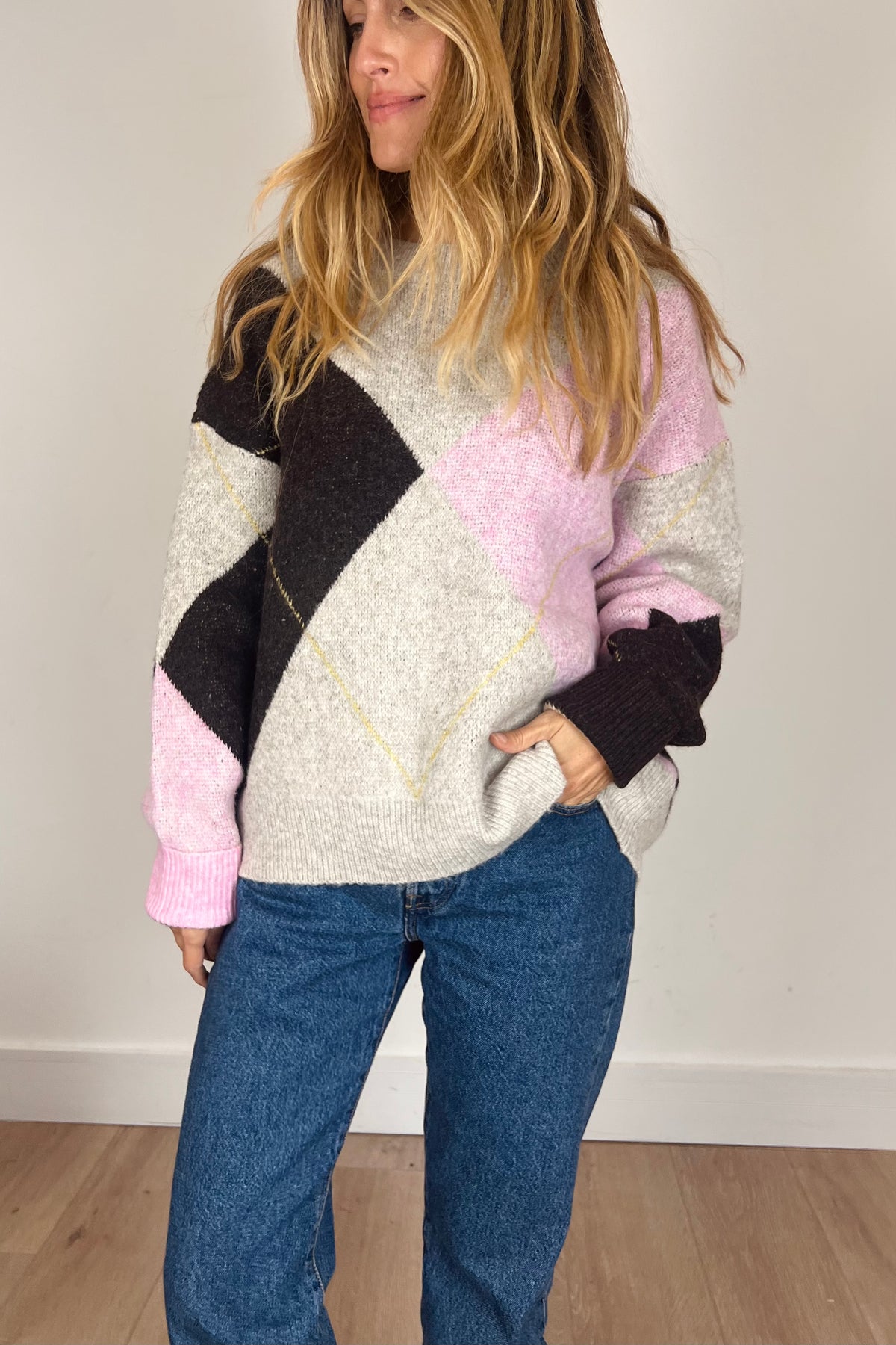 Soft Argyle Knit Jumper in Pale Pink