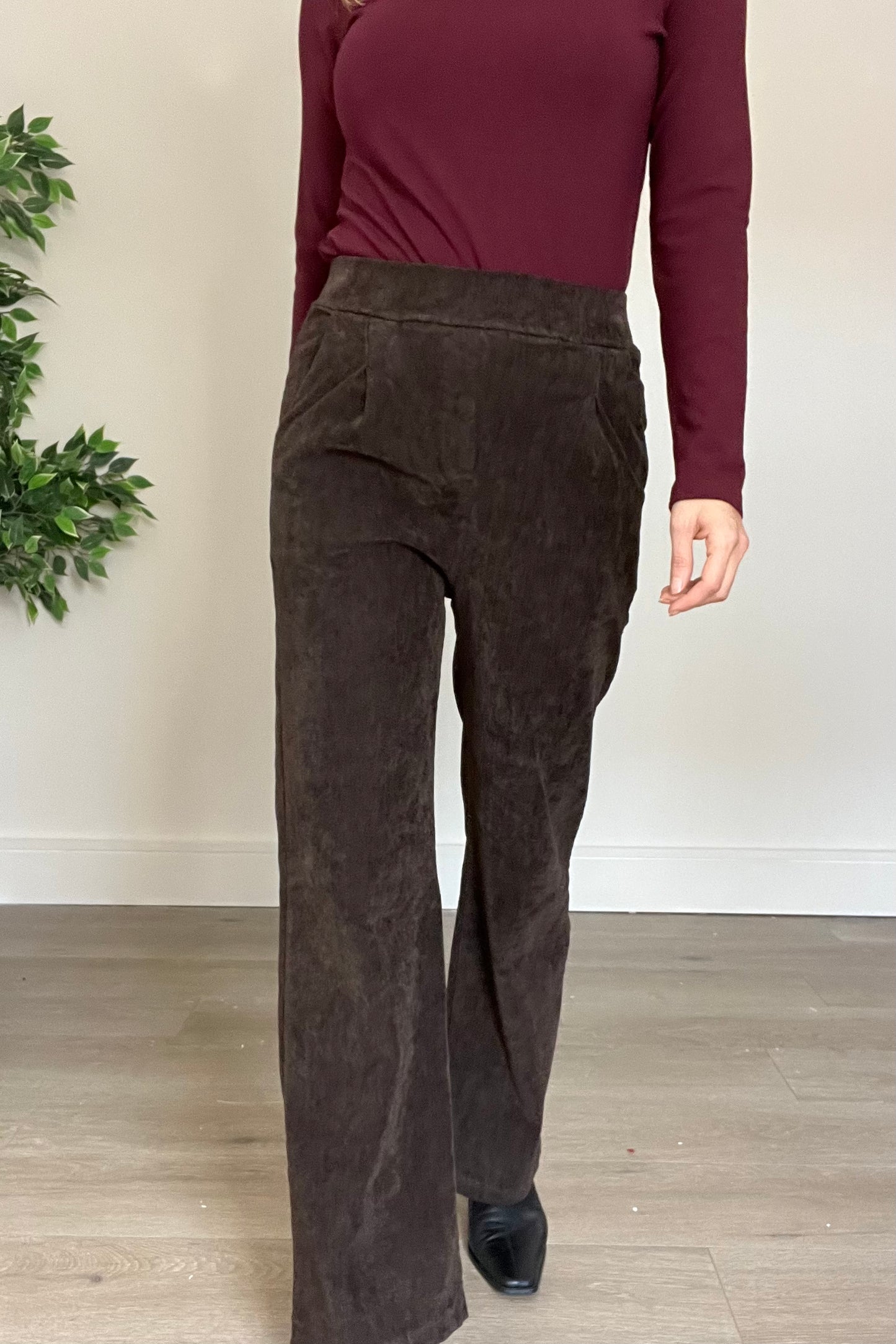 Needle Cord Magic Trousers