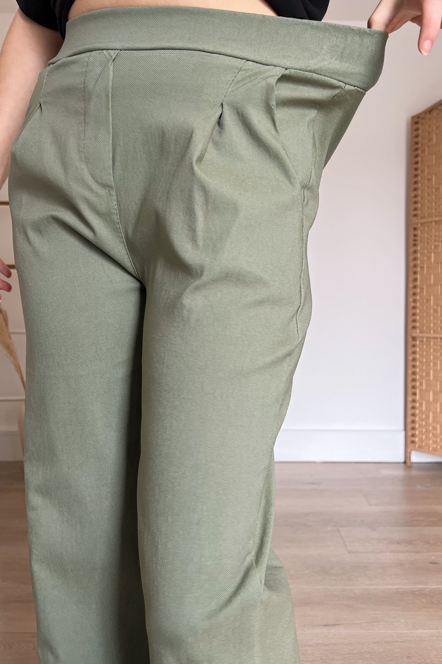 Magic Wide Leg Trousers