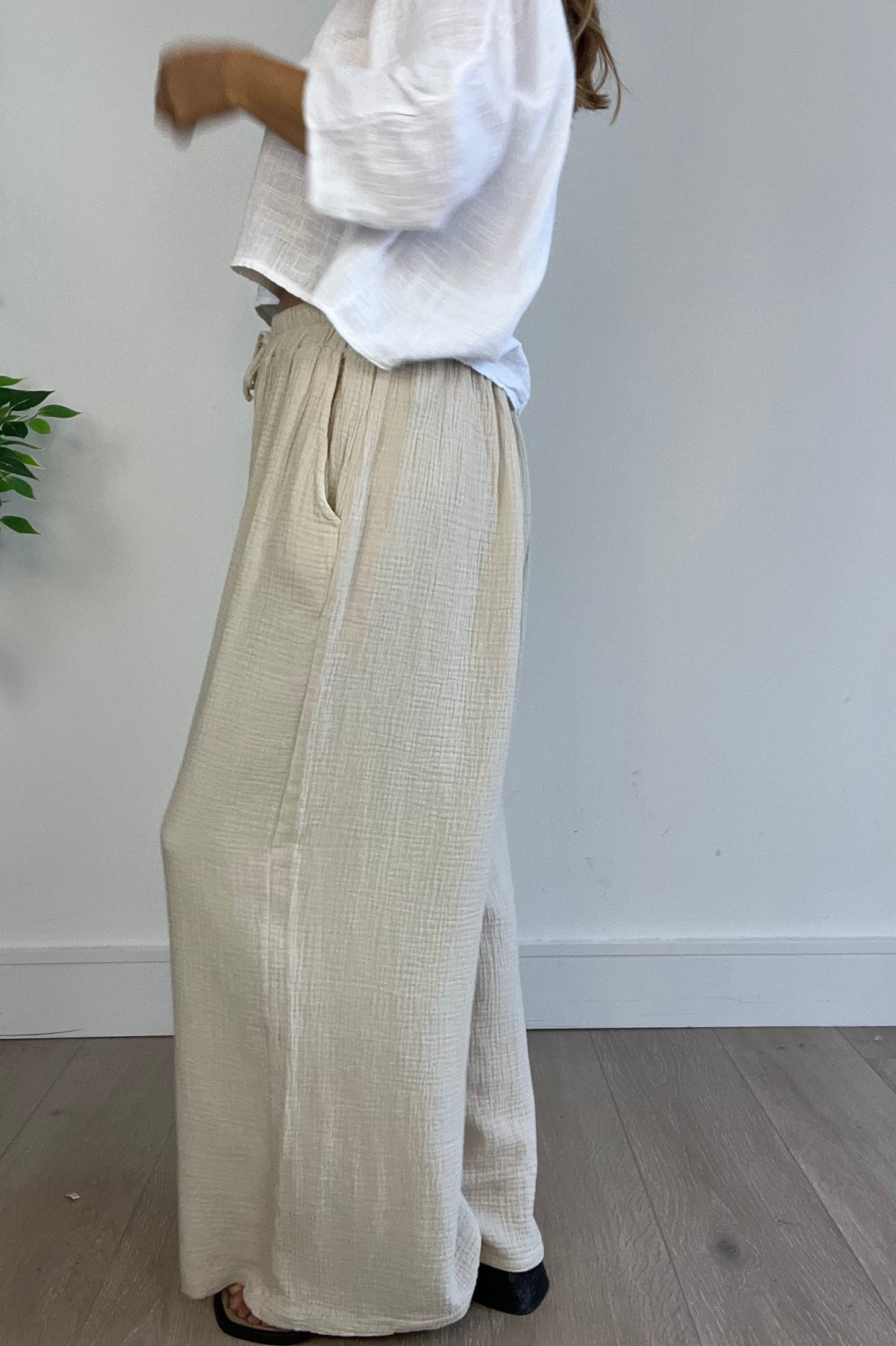 Cheesecloth Trousers in Light Beige
