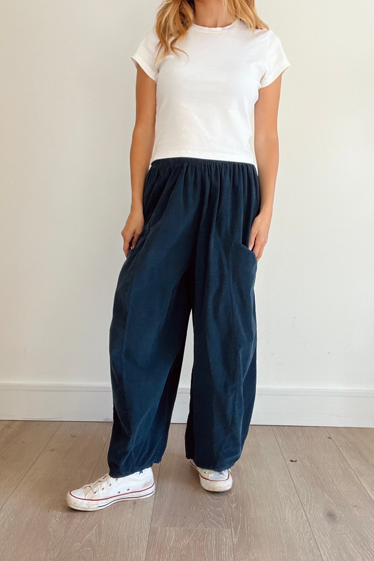 Needle Cord Barrel Leg Trousers