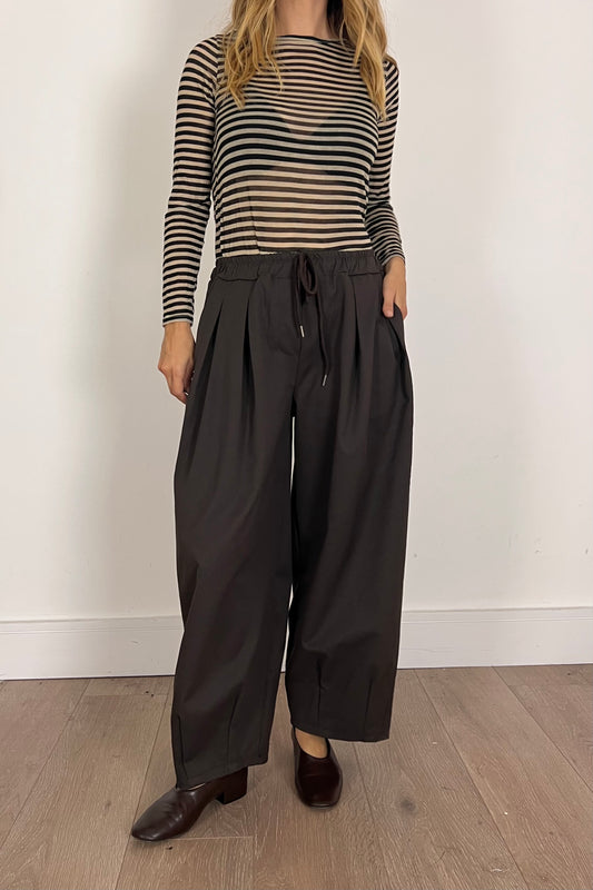 Drawstring Barrel Trousers