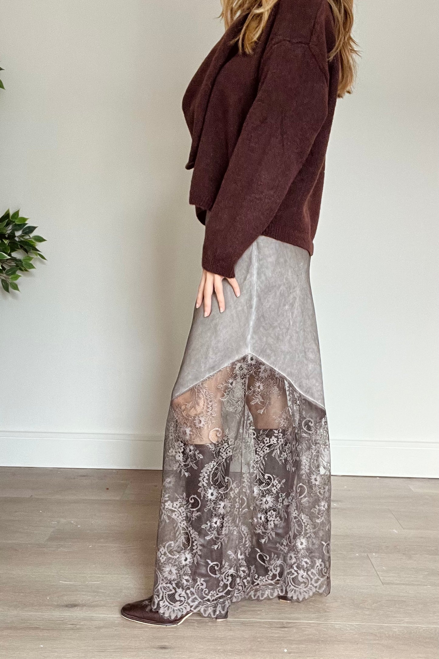 Lace Detail Maxi Skirt