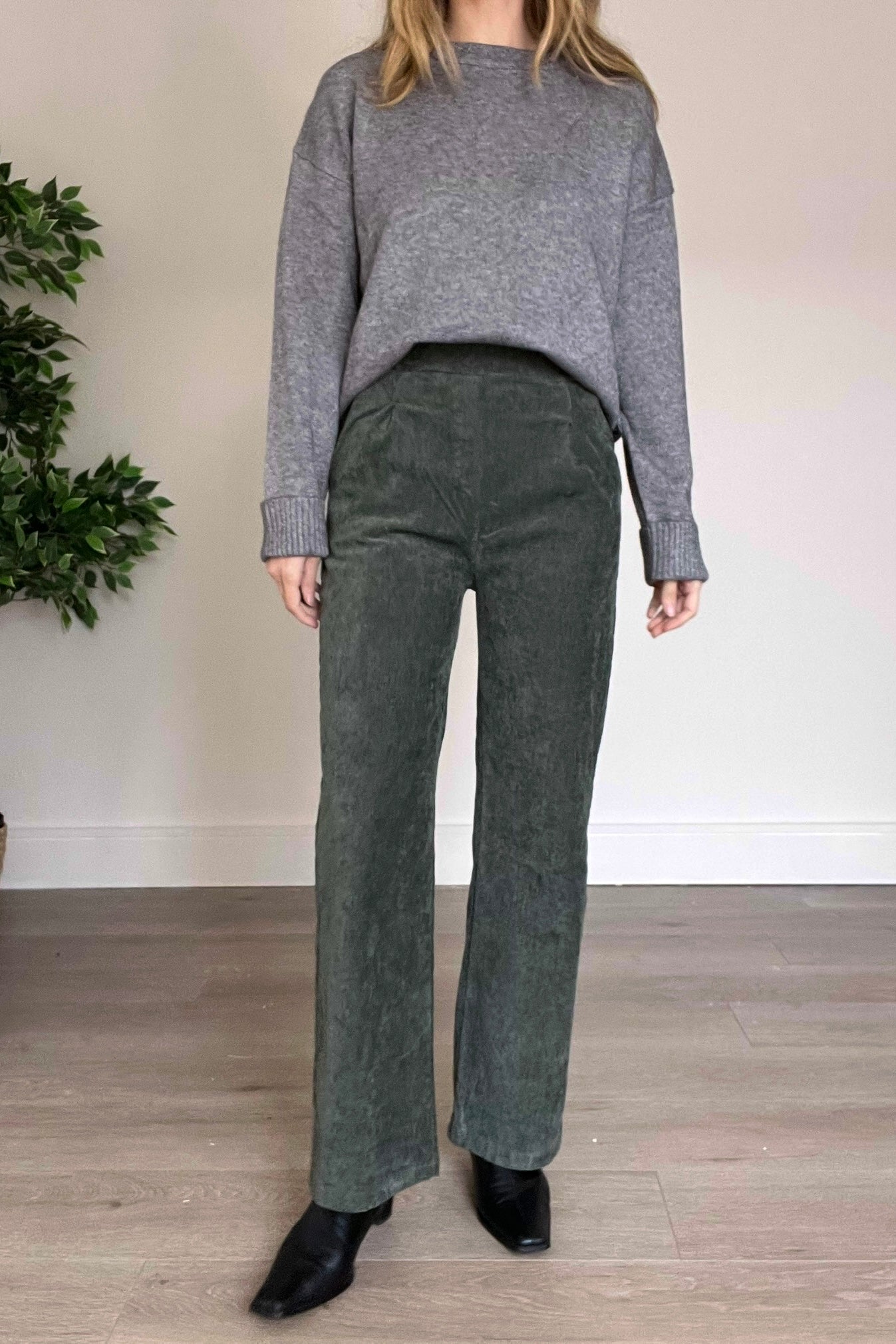 Needle Cord Magic Trousers