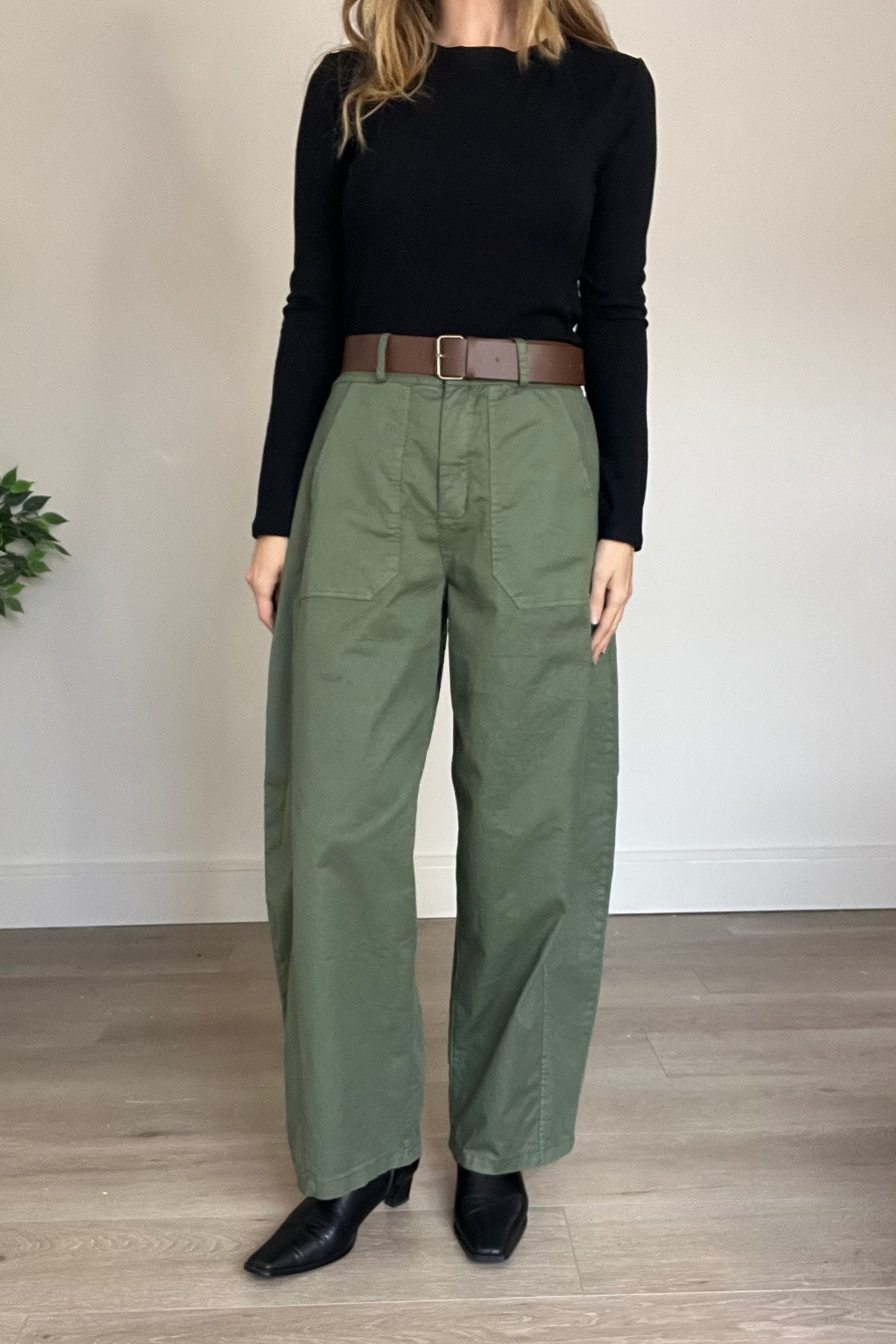 Barrel Style Trousers
