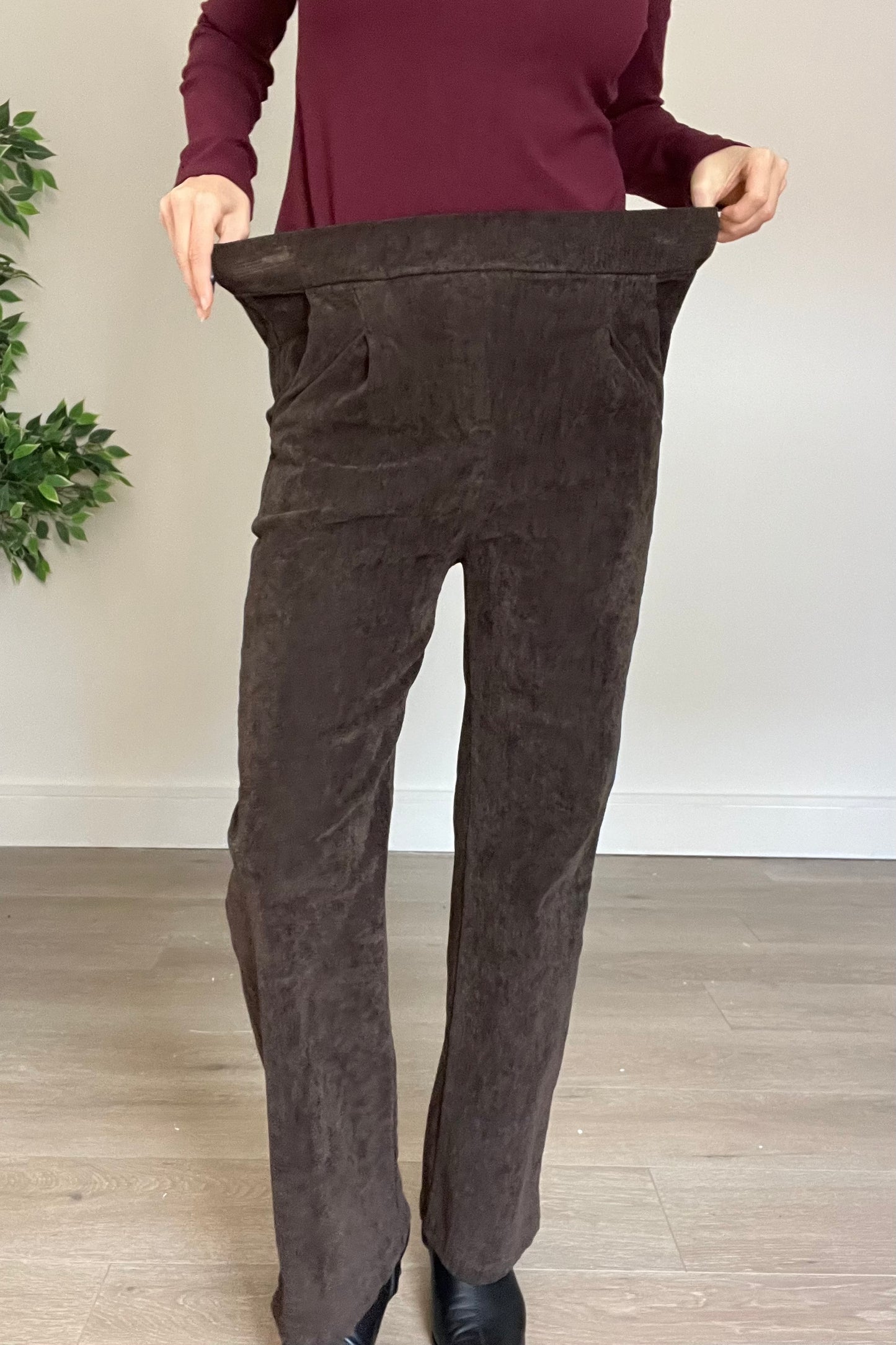 Needle Cord Magic Trousers