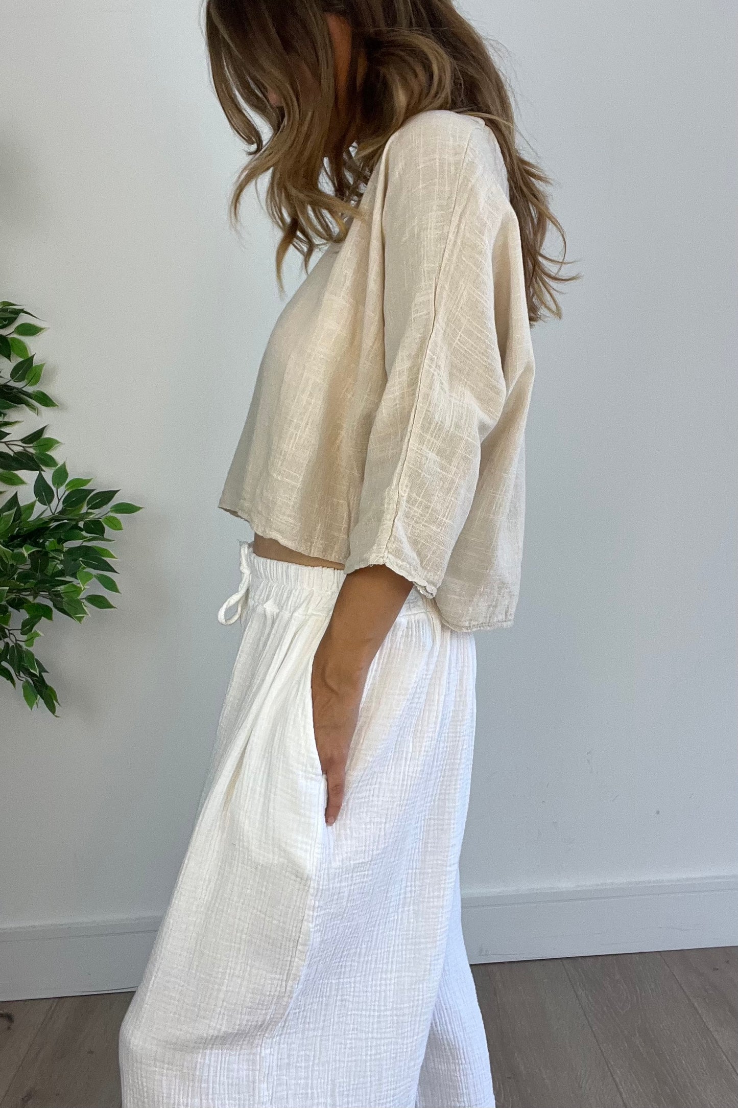 Lightweight Boxy Crop Tee