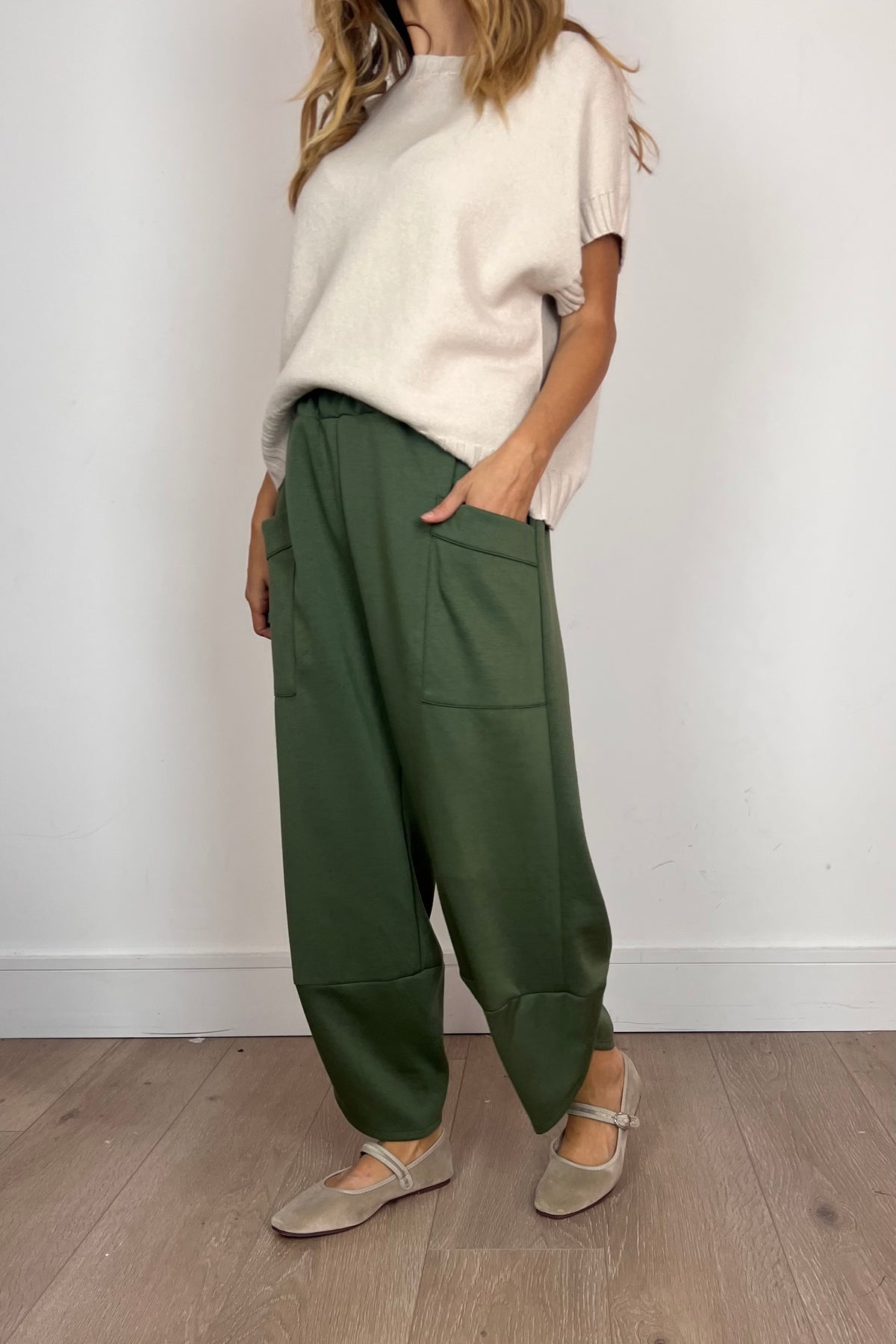 Barrel Shape Scuba Trousers