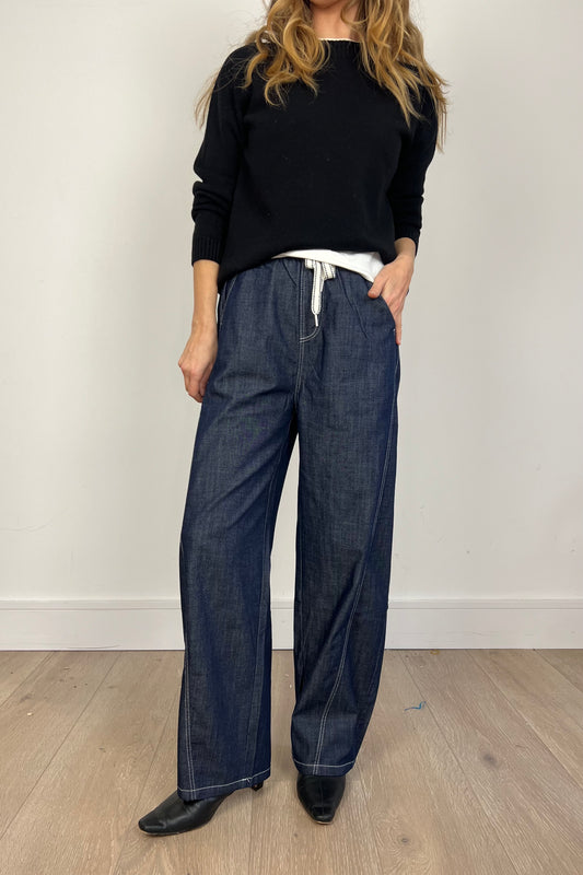 Lightweight Drawstring Barrel Jeans