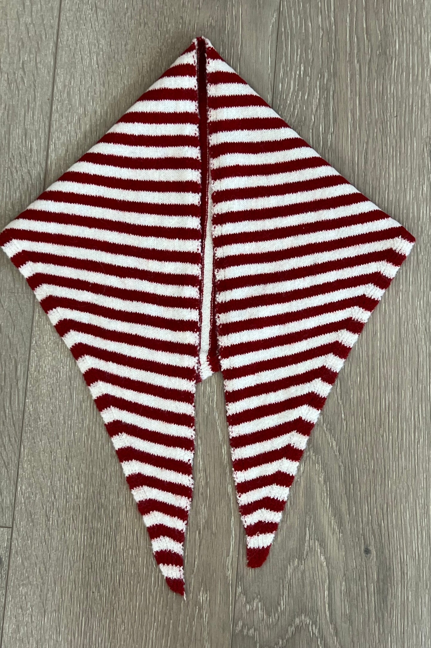Burgundy/Cream Stripe Triangle Scarf
