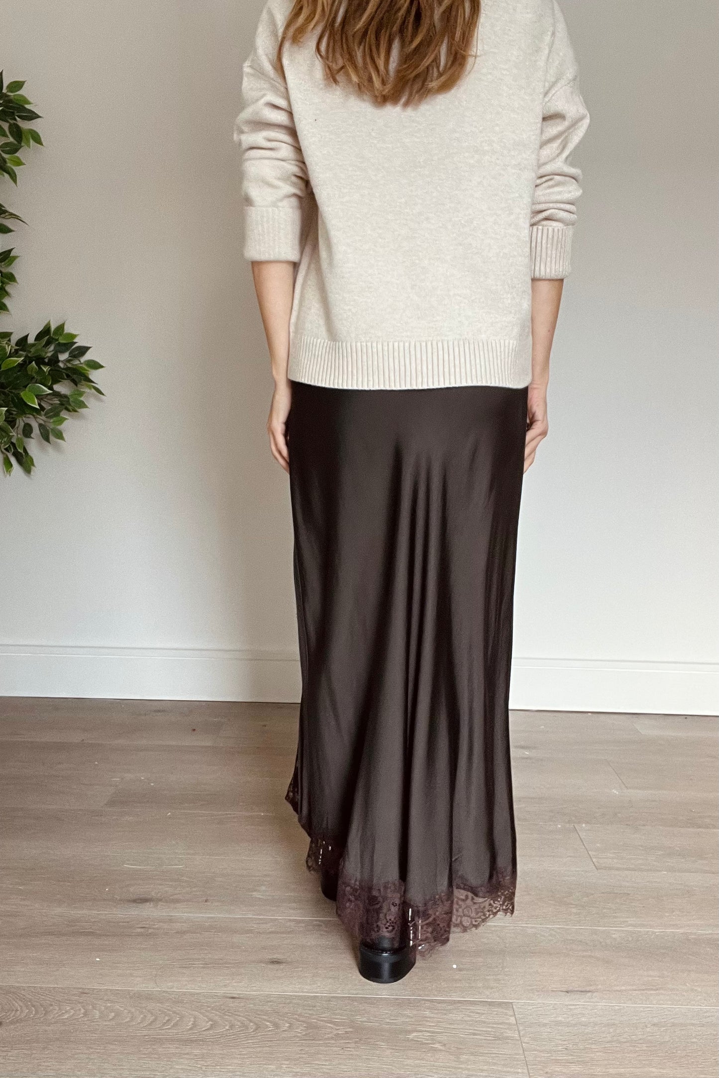 Satin Lace Detail Skirt With Split