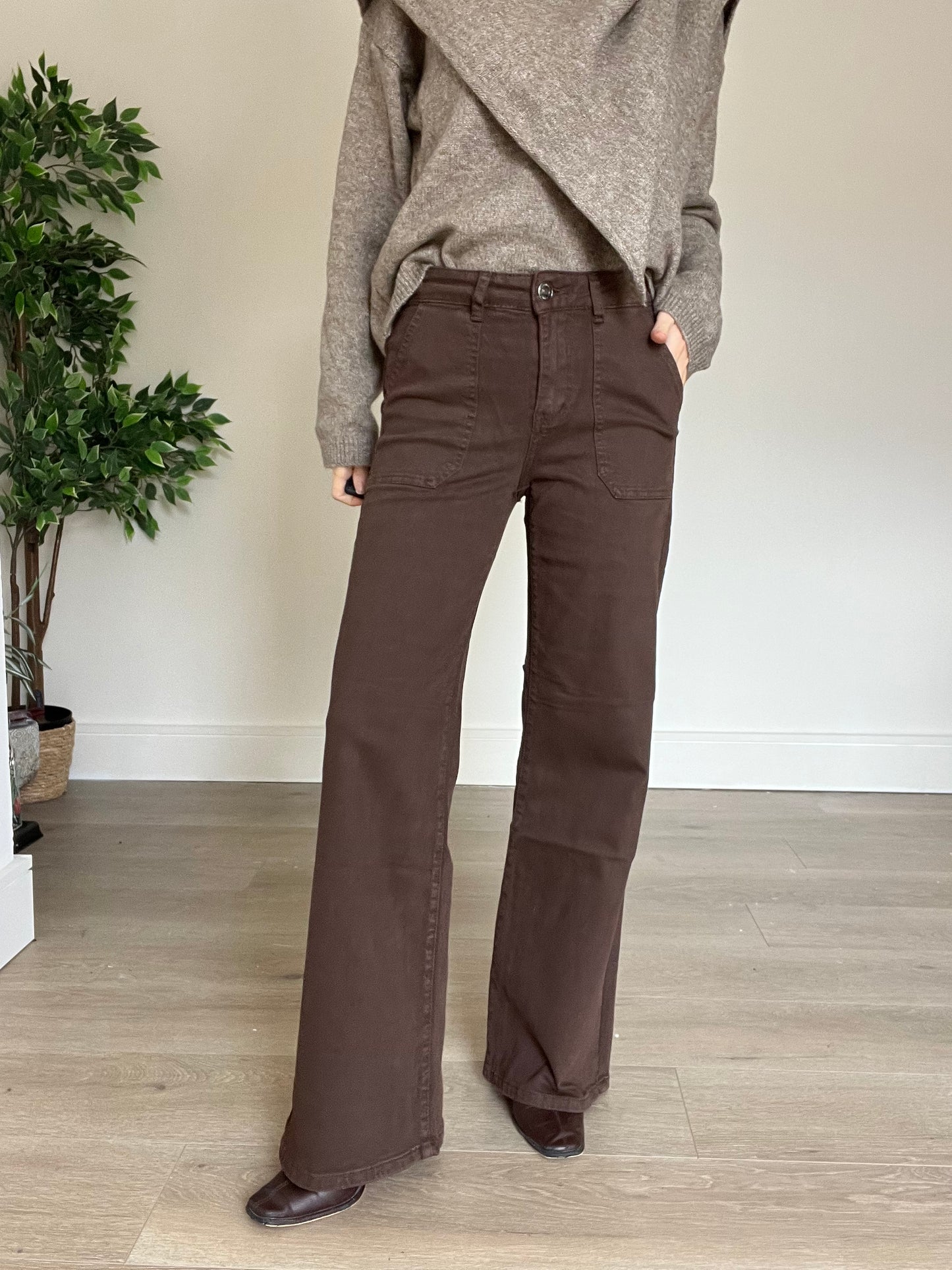 The Wide Leg Toxik Jean in Brown