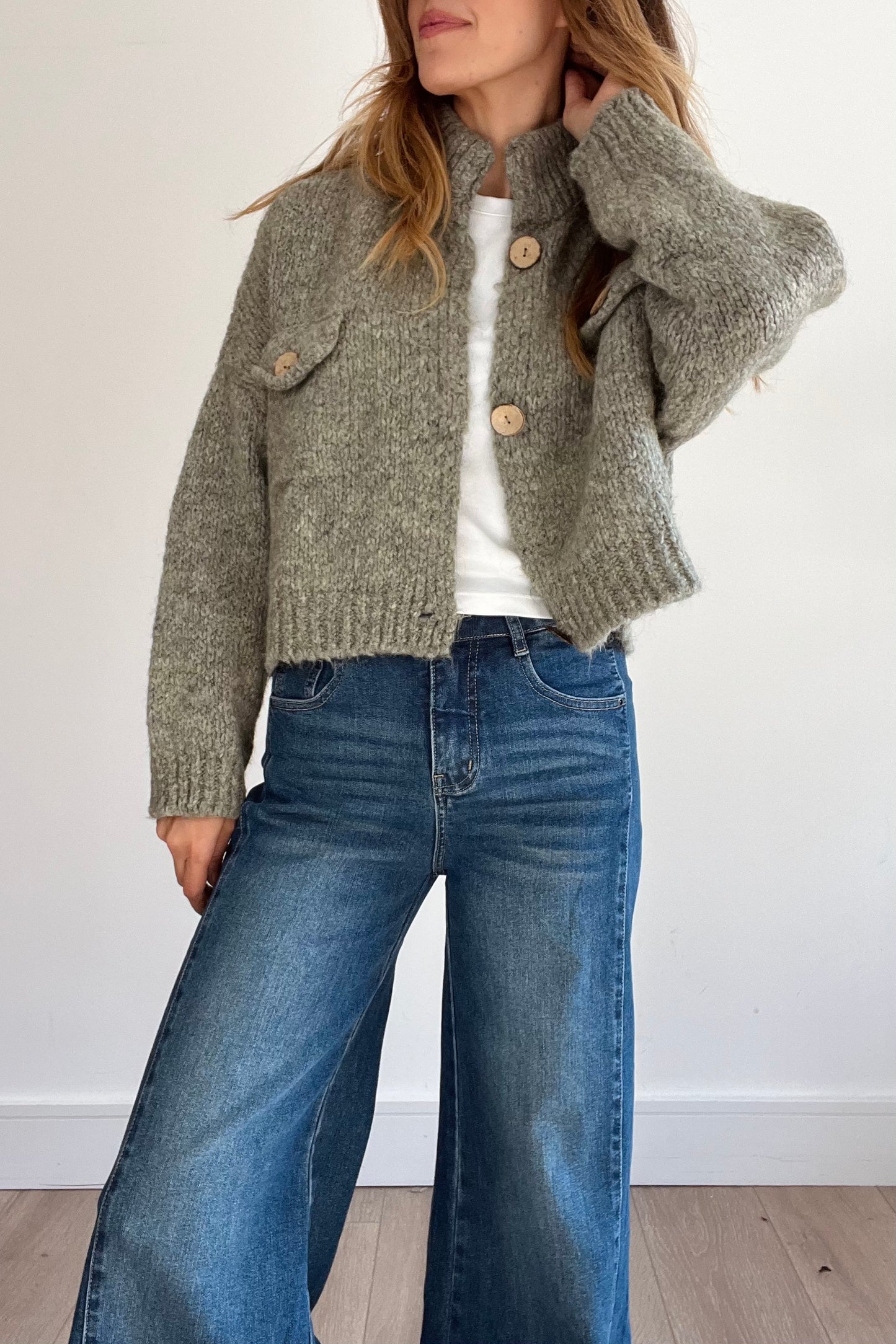 Chunky Knit Crop Cardigan in Cream