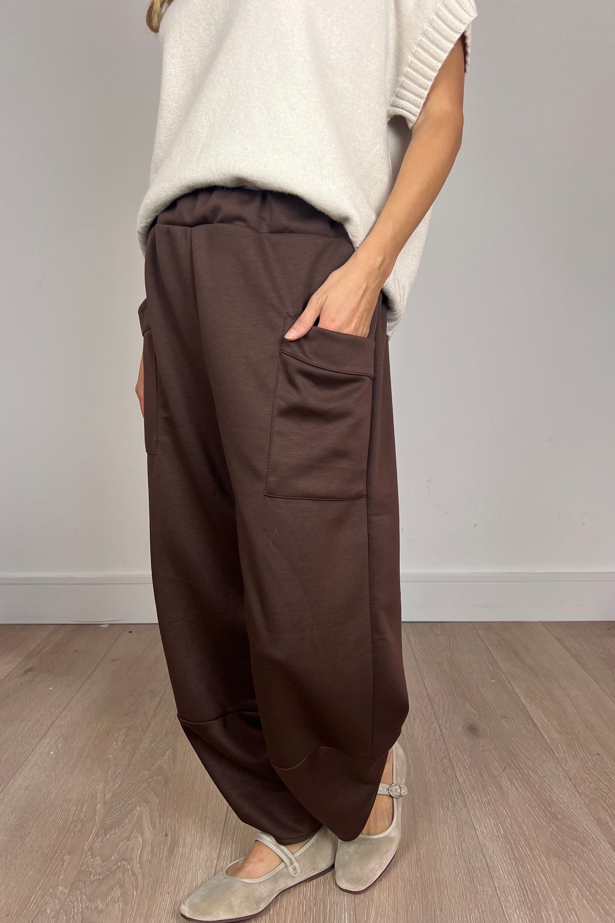 Barrel Shape Scuba Trousers