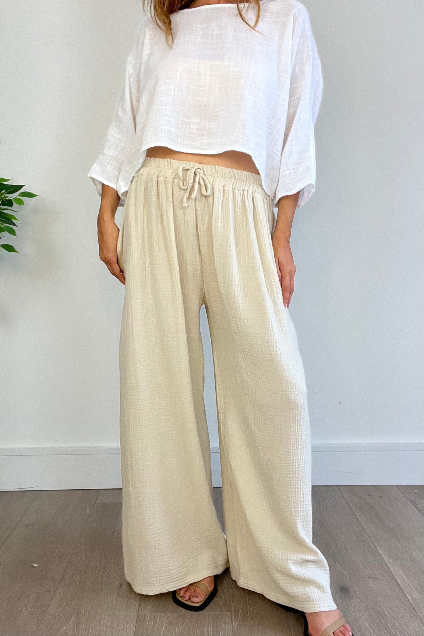 Cheesecloth Trousers in Light Beige