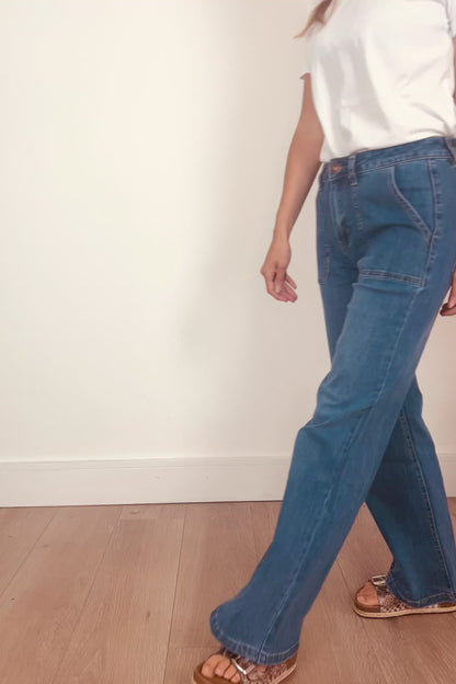 The Wide Leg Toxik Jeans in Mid Wash
