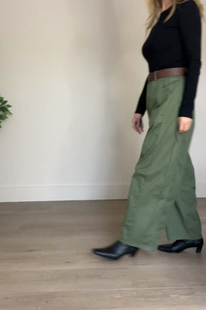 Barrel Cargo Trousers in Camel